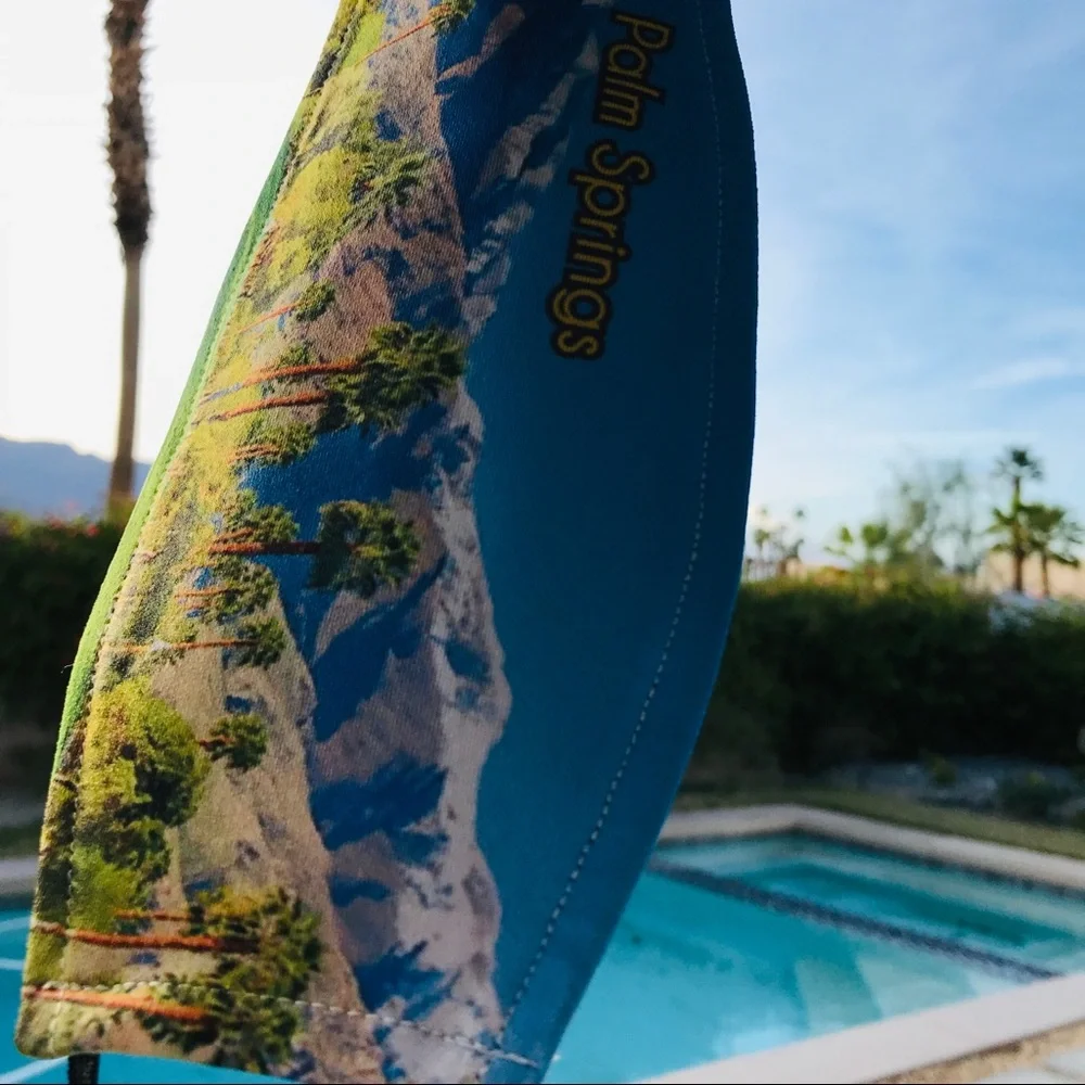 Beautiful New PALM SPRINGS Adult FACE MASK O/S